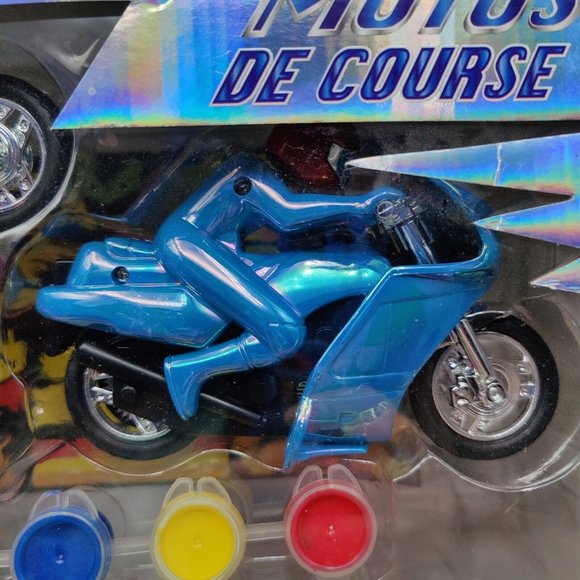 Motorcycle Model Kit Design & Paint by Faber Castell Adults & Kids Racer Bikes - Picture 5 of 6